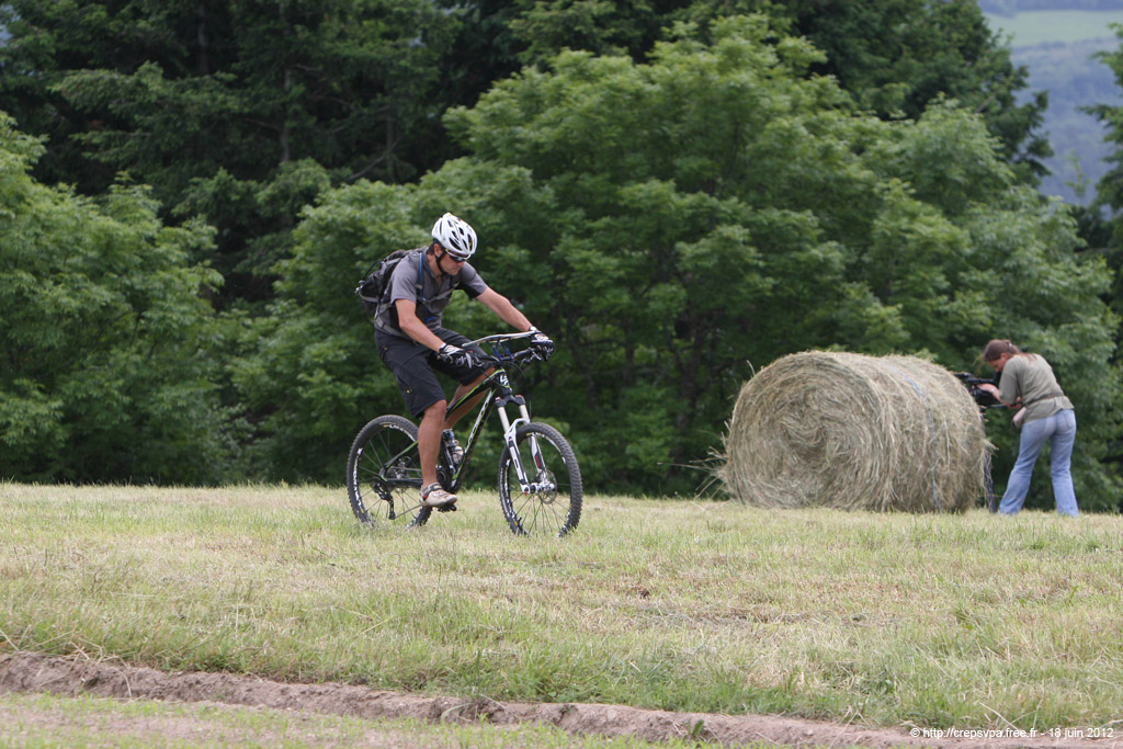 20120618_057